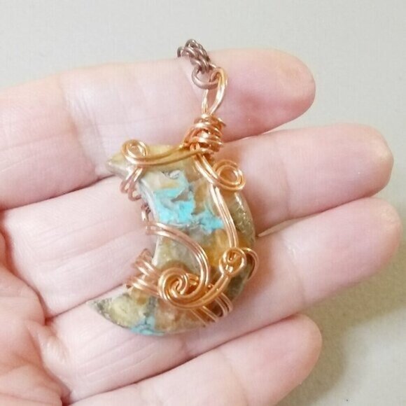 Boho Moon Goddess! Crescent Moon Necklace ~ Turquoise Agate + Quartz Composition - Picture 7 of 11